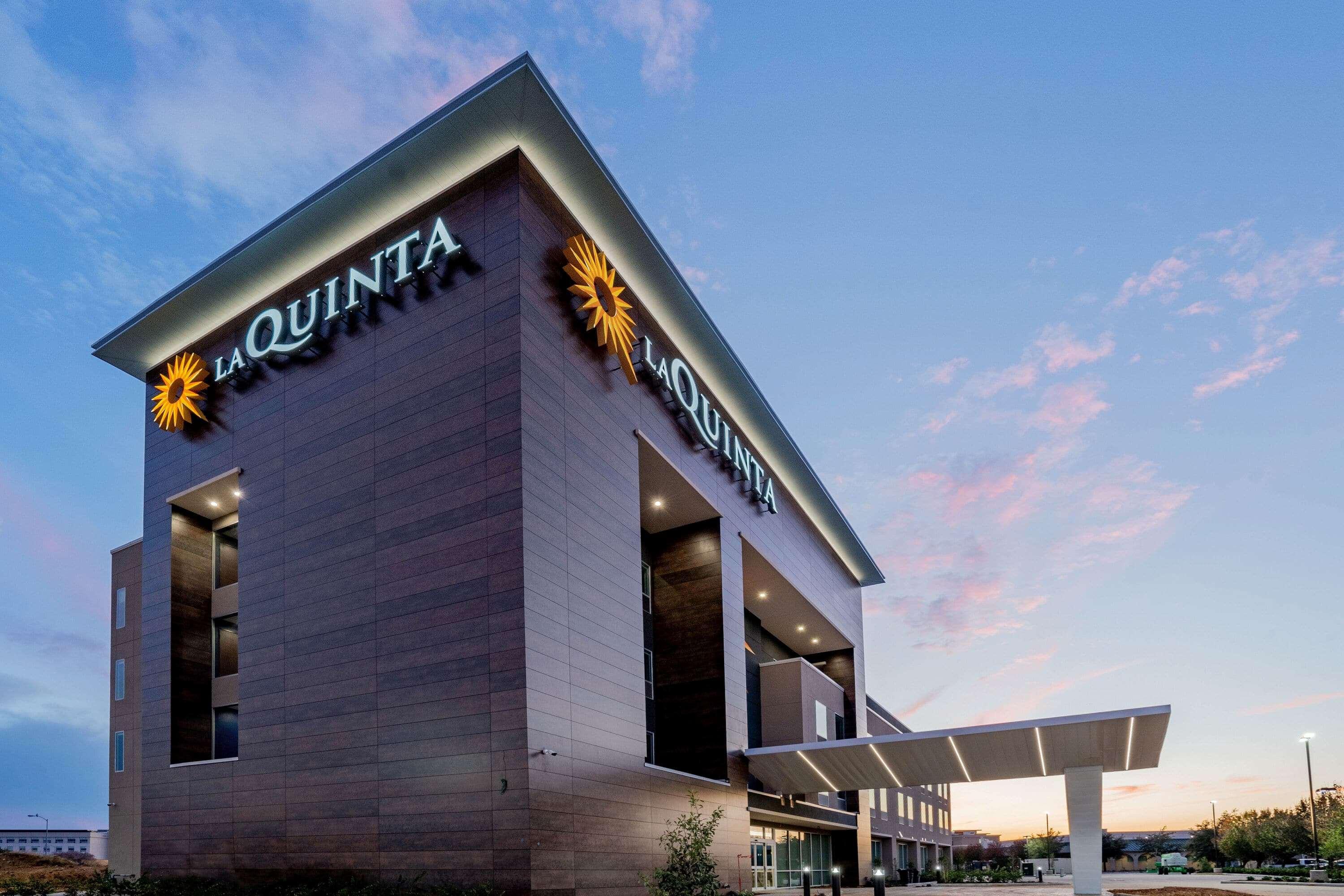 La Quinta Inn & Suites Katy-Mills By Wyndham كاتي المظهر الخارجي الصورة