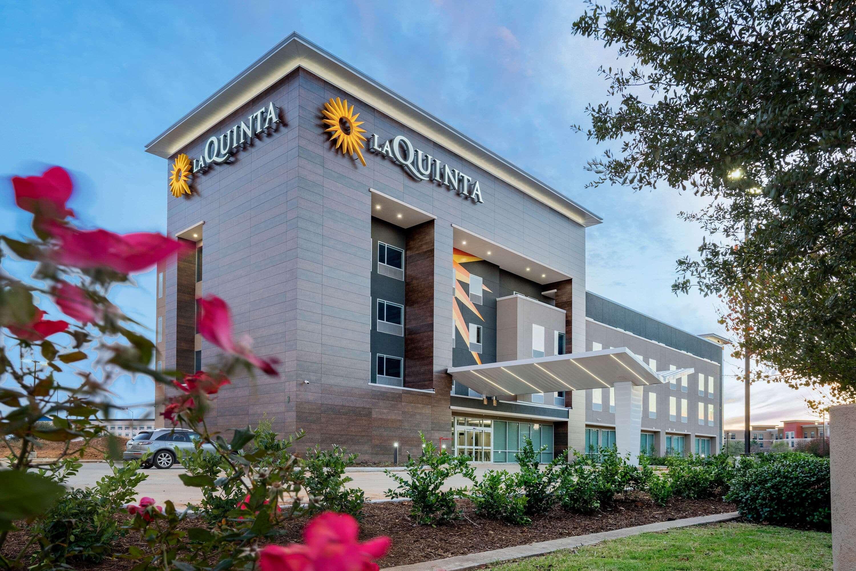 La Quinta Inn & Suites Katy-Mills By Wyndham كاتي المظهر الخارجي الصورة