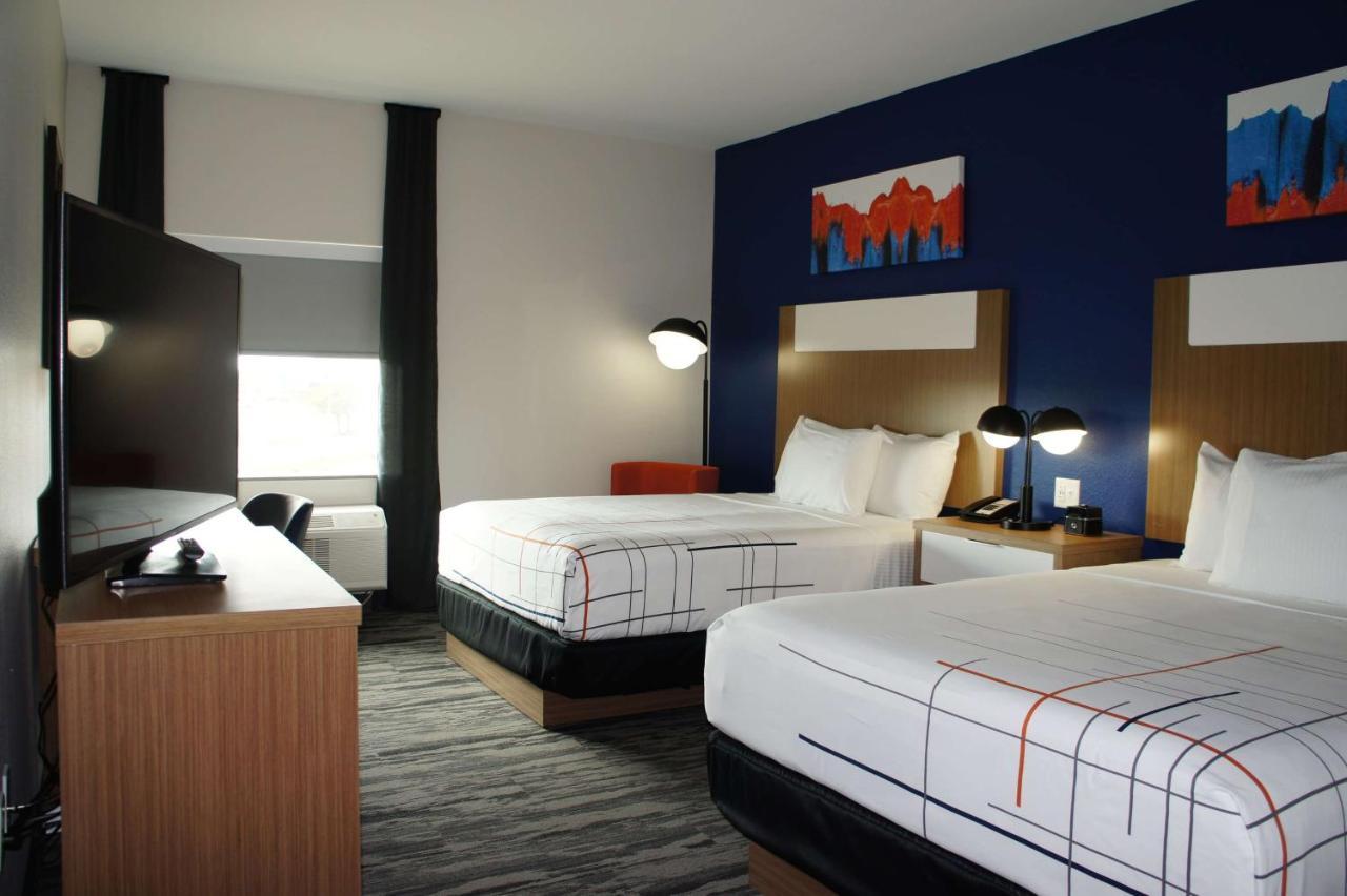 La Quinta Inn & Suites Katy-Mills By Wyndham كاتي المظهر الخارجي الصورة